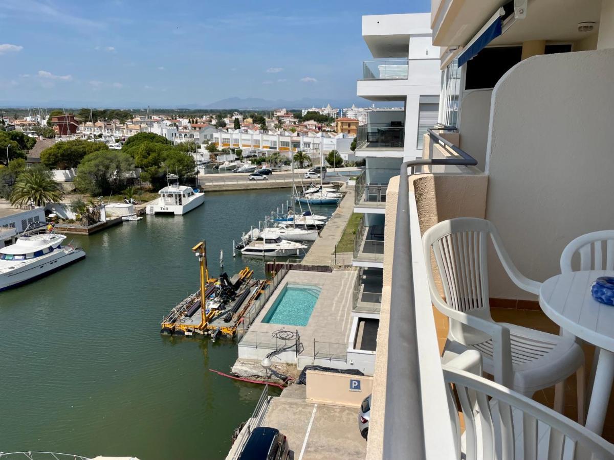 Port Thalassa 4/3 Apartment Roses Ngoại thất bức ảnh