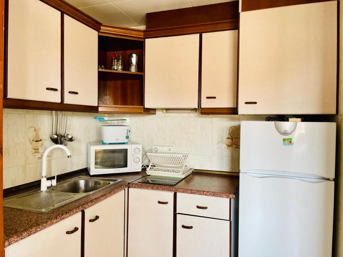 Port Thalassa 4/3 Apartment Roses Ngoại thất bức ảnh